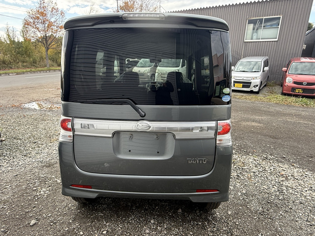 DAIAMOND CAR&LIFE  SERVICE 営業時間AM10:00〜PM19:00!時間外もご連絡あれば対応致します。