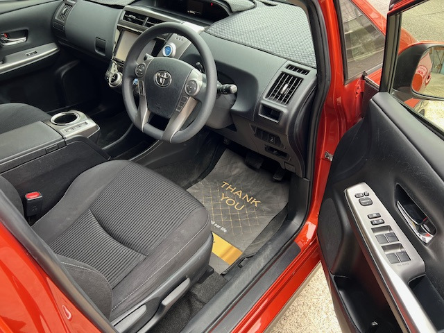 運転席ゆったりしていて運転しやすいです