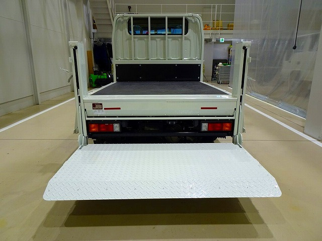 �ב����:209&times;161&times;38 �O���J �����p���[�Q�[�g 600kg �ɓ��J��/V601C-4MKT2 ��:87cm/�L����:74cm ��:157cm ���E���A�x��PG�X�C�b�`