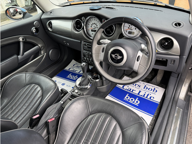 ��������Ƃ����V���v���ȓ����̑���͉��B�Ԃ̖���!�ו��ɂ܂ł�����蔲���ꂽ�f�U�C���������ł��̂Ő��񂶂�����Ƃ������������܂��B