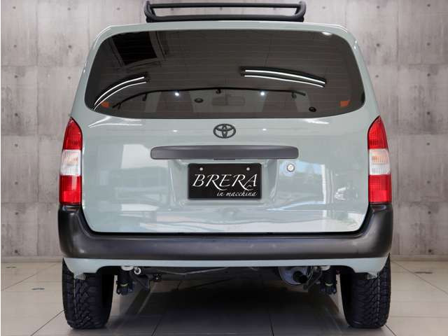 ���A�r���[�����݊��̂��郏�C���h�Ŕ��͂̃t�H�����Ɏd�オ���Ă���܂����