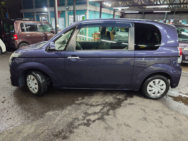 外装仕上げ、磨き、破水仕上げ、内装クリーニング致します。専門の担当者がしっかり仕上げ、納車させて頂きます。