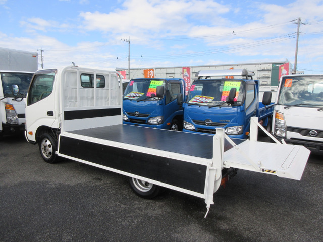 �����A�E�ב���ł���