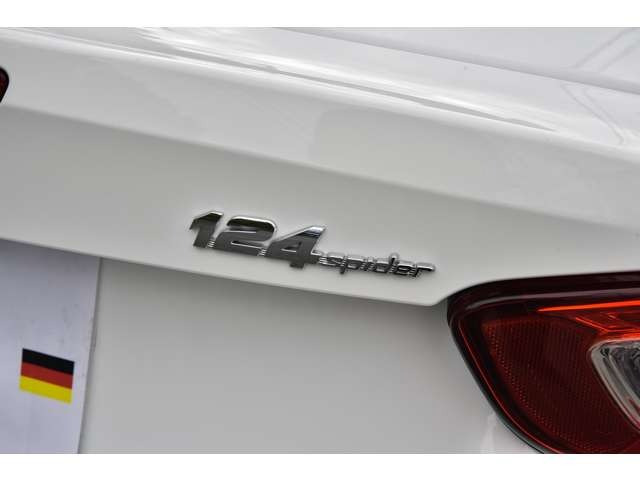 �y�e��ی��Ή��v���܂��z�C�ӕی��̉����A����ւ������Ђɂď���܂��A�����ς�����˗���������(�O��Z�F�C��E���ۃW���p���㗝)