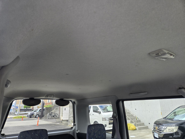 天井が高く圧迫感ございません。(支払総額19.8万円・圏内に限り・車検令和9年7月・リフトアップ)