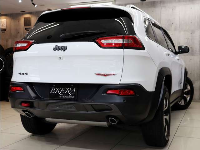 �ǂ̊p�x���猩�Ă��������Ȏd�オ��ɂȂ��Ă���܂��B