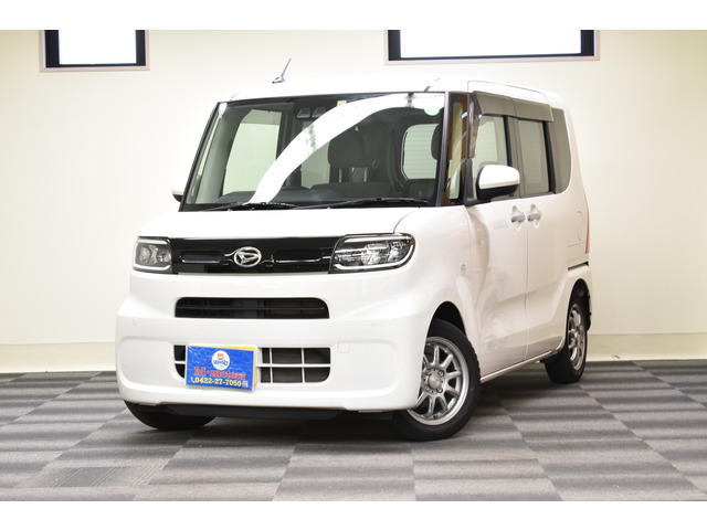 常時在庫15台以上の軽自動車、ミニバンを展示しております。店長が厳選したお車のみを集めて展示しております。良質なお車の見ご紹介しておりますので見て・触って・試乗してお気に入りの1台と巡り会ってください