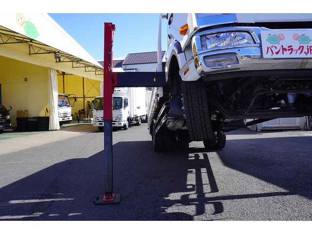 �L�x�ȃg���b�N�A���p�ԁA�n�C�G�[�X�Ȃǎ�舵���Ă���܂��B��xHP�������������Bhttp://www.vantruck.co.jp/