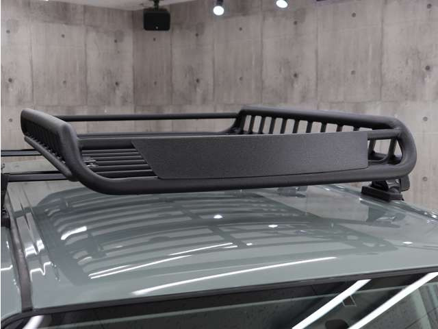 �V�i���[�t���b�N�t���ł�!�L�����v��A�E�g�h�A�V�[���Ȃǂɍs�����ȂǁA��������̉ו����^�ԍۂɖ��ɗ��֗��ȃA�C�e���ł���