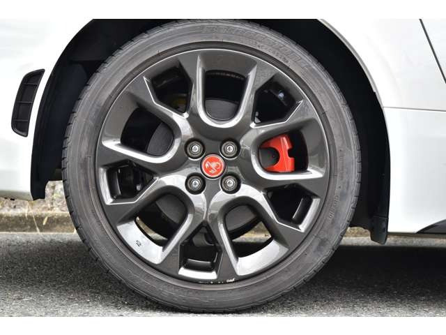 �y�����̔��劽�}�z��������̂��q�l�����ނ̐��삩��A���[�Ԃ܂őS�ăT�|�[�g�����Ē����Ă���܂��A���߂ăC���^�[�l�b�g�ł��Ԃ����w������邨�q�l�����S���Ă��w�������܂��悤���Ή������Ē����܂��B