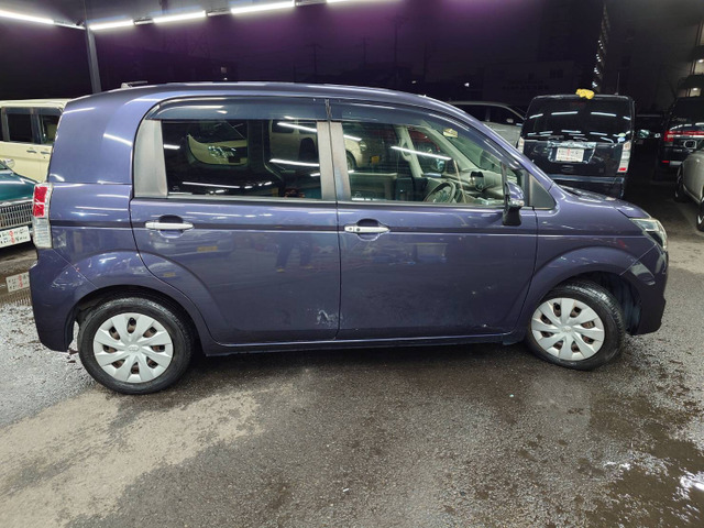 3ヶ月・3000kmの無料保証付きです。エンジン、ミッション等の修理の際に金額が大きくなりがちな箇所も無料修理で安心です。最大3年までの有料保証も取り扱っております。