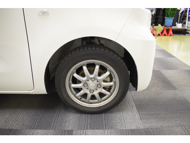 良質なお車だけを厳選して仕入れているので自信があります!なので第3者機関の鑑定評価も付けています。実際のお車を見れなくても安心できる鑑定済み車両です。