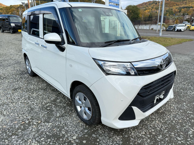 タンク(トヨタ) 1.0 X S 4WD　下回りサビ止塗装済み 夏冬タイヤ付き 中古車画像