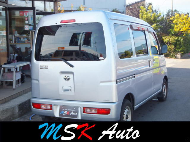 ���̂�̏�Ȃǂŋ}篂��Ԃ��K�v�ɂȂ����ۂɂ����X�ɂ����k���������B�[�Ԃ܂ł̊ԁA��Ԃ𖳗��ł��p�ӂł��܂�������A�����p���������B