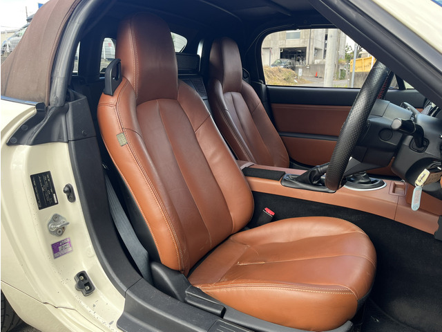 �V�[�g�̓I�v�V�����̃T�h���^���v�V�[�g����������Ă���܂��B���ɍ��������������S�n�������ł��B�{�v�V�[�g���L�̔j���X���Ȃǂ͂������܂��̂ŗ\�߂��������������B