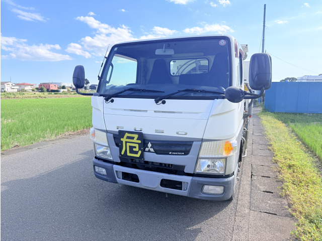 キャンタータンクローリー