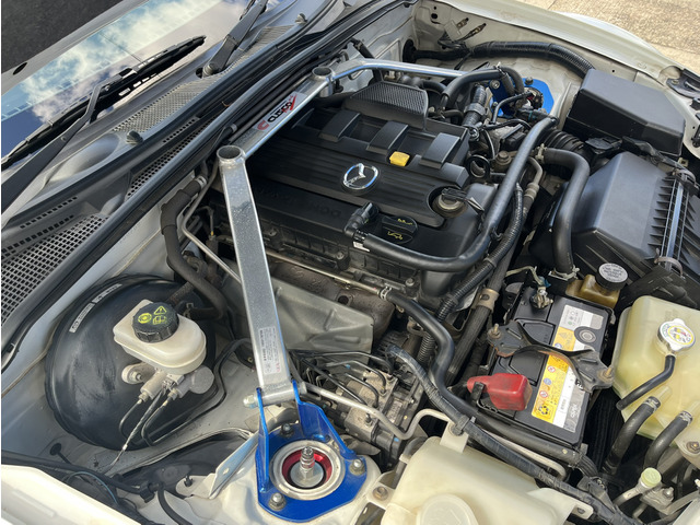 �G���W�����[���Ŗڂ������̂��N�X�R���̃^���[�o�[�ł��B���\�����ڌ����ă��[�V�[�ȕ��͋C���o���Ă���Ă��܂��B�^���[�o�[�͌��ʂ��������育�����܂��̂ŃI�X�X���̃p�[�c�ł��B