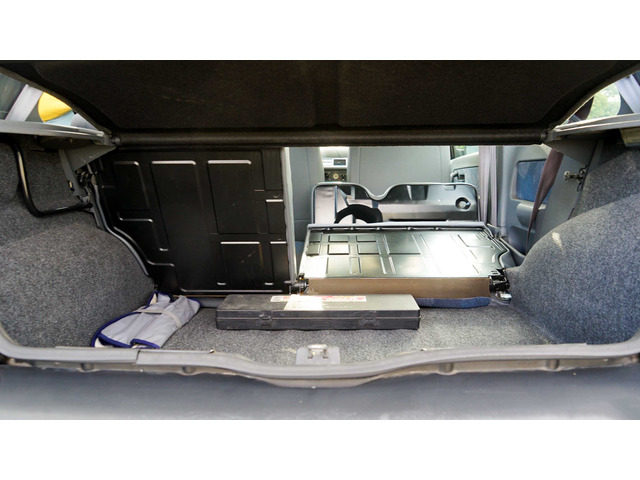 リアシート分割しますので長めのもの積めます