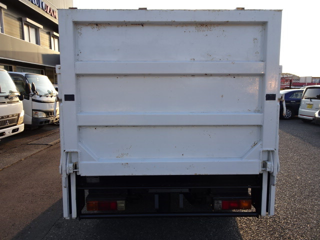 �y�ő�ύځz3000kg �y�ԑ��d�ʁz5905kg �y�S ���z469cm �y�S ���z169cm �y�S ���z200cm