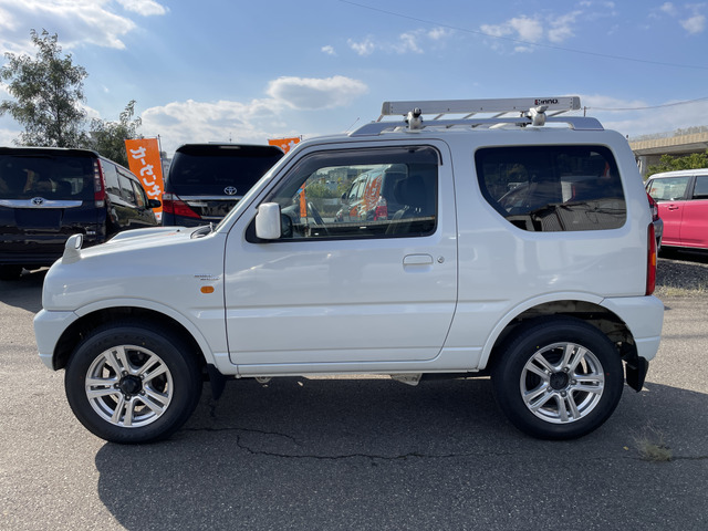 �y�x�����z���i�X�z���Ԃ������������܂��āA���ɗL�������܂��B�݌Ɏԗ��ɂȂ�܂��̂ŁA���񂲓s���̋X�������ɁA���ɗ��ĉ������B���X�\��������ƁA���ē����X���[�Y�ł��B