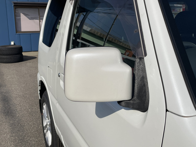 �y�x�����z���i�X�z���Ԃ������������܂��āA���ɗL�������܂��B�݌Ɏԗ��ɂȂ�܂��̂ŁA���񂲓s���̋X�������ɁA���ɗ��ĉ������B���X�\��������ƁA���ē����X���[�Y�ł��B