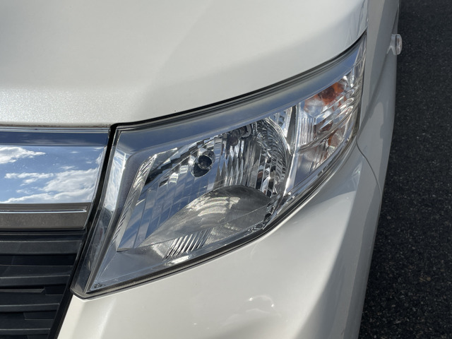 【支払総額推進店】お車をご覧い頂きまして、誠に有難う御座います。在庫車両になりますので、是非ご都合の宜しい時に、見に来て下さい。来店予約をされると、ご案内がスムーズです。