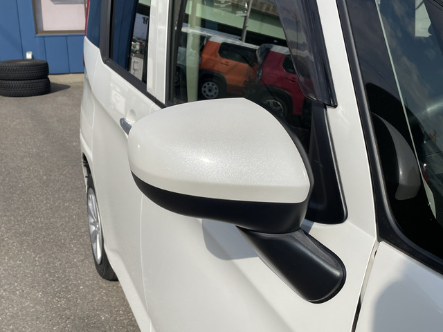 【支払総額推進店】お車をご覧い頂きまして、誠に有難う御座います。在庫車両になりますので、是非ご都合の宜しい時に、見に来て下さい。来店予約をされると、ご案内がスムーズです。