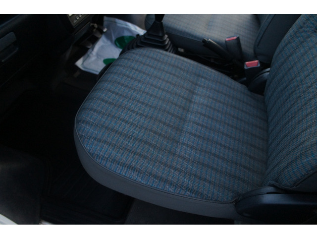 ミッションの変速のショックは異音、オイル漏れなど仕入れる前に確認をします。いいお車になります。エアコン、電気系なども納車前に事前に点検して納車します。お客様にも納車時にもすべて確認していただきます。