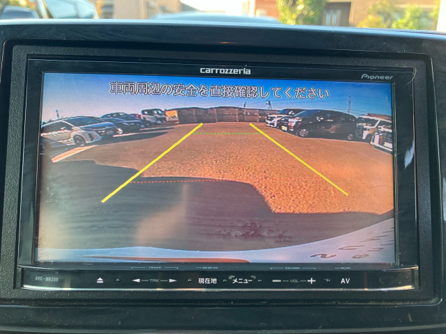 �y�o�b�N�J�����z���Ԏ��Ɍ���̃��A���^�C���f�����m�F