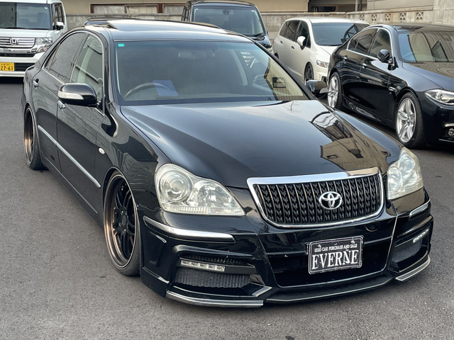 �K���X�R�[�e�B���O���{�H�\�ł��B��p��20.000�~���珳���Ă���܂��B���Ԏ�ɂ�艿�i���ς��ꍇ���������܂��B���̑��I�v�V��������葵���Ă���܂��̂ŁA���k�S���ɂ��\���t�����������B