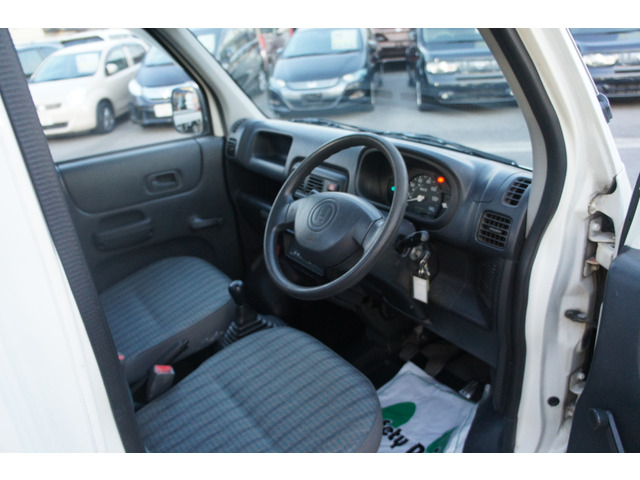 お客様に、安心で快適にドライブを楽しんでいただくために、当店オリジナルのプランを数多くご用意しております。保険のご相談もお任せください。☆薄利多売!安心☆満足☆納得価格☆格安販売専門店☆