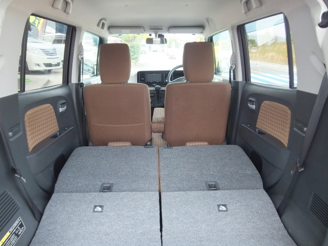 ���X�͏펞�A�����������I�Ԃ�25��ȏ����葵���Ă���܂��B�l�C�̃~�j�o���E�R���p�N�g�J�[�E�y�����Ԃ܂ŉ��ł����C����������!