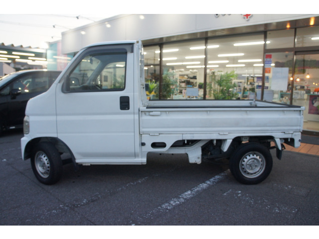 常時店舗在庫300台以上あります。当店は厳選仕入れをしております。輸入車 国産車 注文車 納得のいく、お客様のお探しのいいお車がきっと見つかります。☆直通TEL0569-84-1338