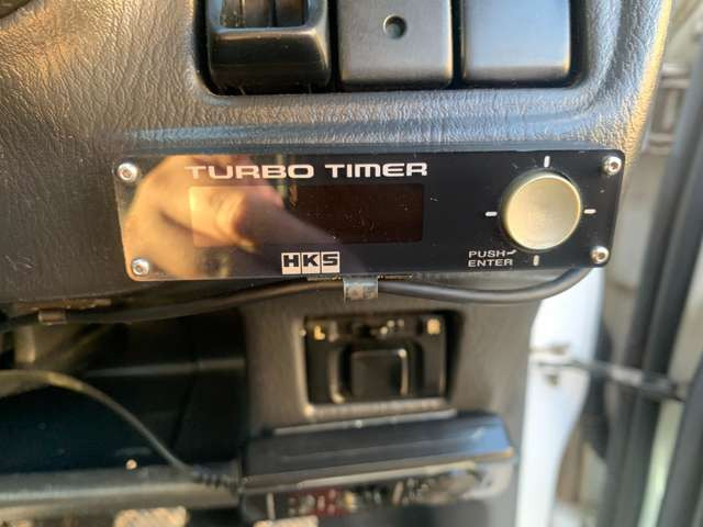 ���암�ł��B�X�C�b�`�ȂǕ�����Ȃ������͒��ڂ������������܂���