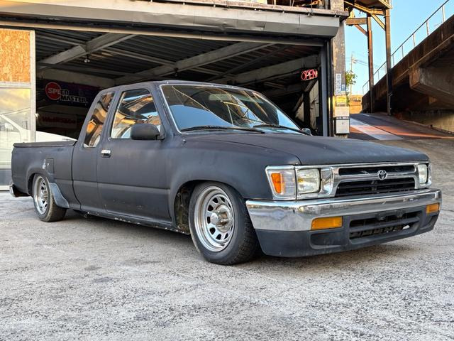 ハイラックスエクストラキャブ