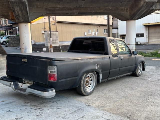 ハイラックスエクストラキャブ