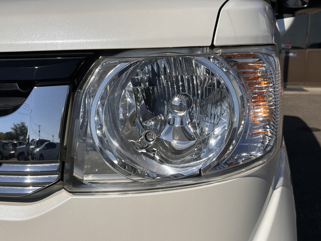 �y�x�����z���i�X�z���Ԃ������������܂��āA���ɗL�������܂��B�݌Ɏԗ��ɂȂ�܂��̂ŁA���񂲓s���̋X�������ɁA���ɗ��ĉ������B���X�\��������ƁA���ē����X���[�Y�ł��B