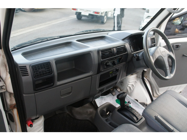 ミッションの変速のショックは異音、オイル漏れなど仕入れる前に確認をします。いいお車になります。エアコン、電気系なども納車前に事前に点検して納車します。お客様にも納車時にもすべて確認していただきます。