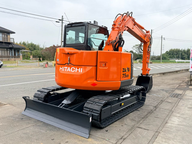 日立油圧ショベル