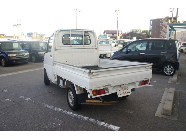 電話で現車を確認しながらご説明と写メなどを送らせて頂きます。契約書のやり取りもメールやFAXでも簡単できますので、お気軽に連絡ください。宜しくお願いします。薄利多売!安心☆満足☆納得価格☆格安販売専門店