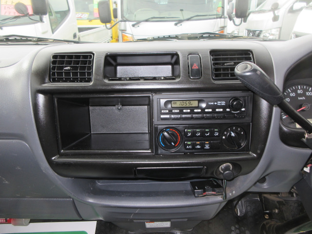 �������E�C���p�l���ł���