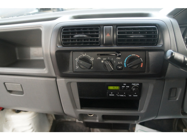 試運転によりエンジン、ミッション、異音が出てないかどうか、スムーズ調子よく走るかどうか等確認ずみです。とても良好ですのでご安心ください。エアコン、ヒーター、電気系すべて正常に作動等の確認もしております