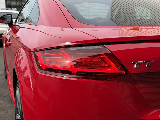 【左 テールランプ】