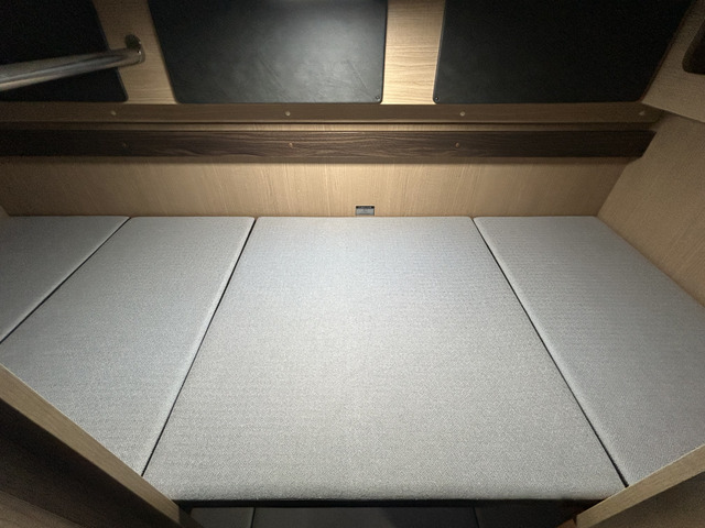 ��i�x�b�h��i�ł�!���@��188cm&times;73cm�ƂȂ��Ă���܂�!