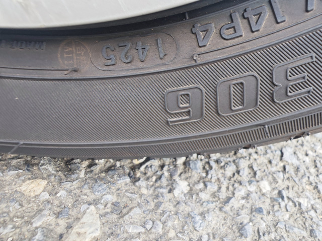 ���N�����ς� �u���[�A�[�X