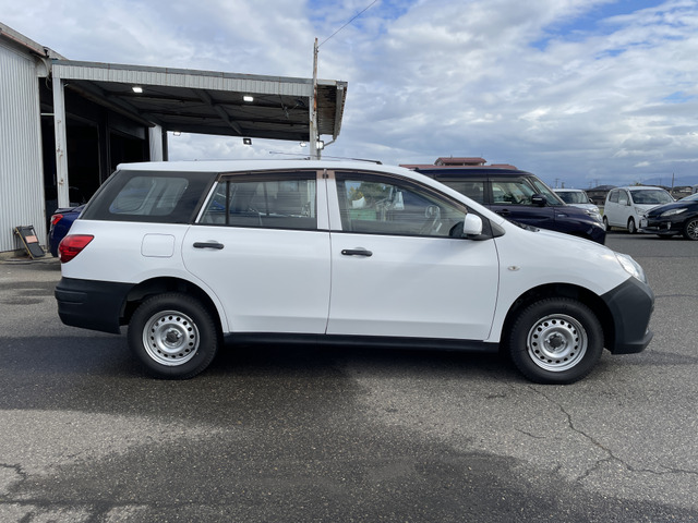 �y�x�����z���i�X�z���Ԃ������������܂��āA���ɗL�������܂��B�݌Ɏԗ��ɂȂ�܂��̂ŁA���񂲓s���̋X�������ɁA���ɗ��ĉ������B���X�\��������ƁA���ē����X���[�Y�ł��B