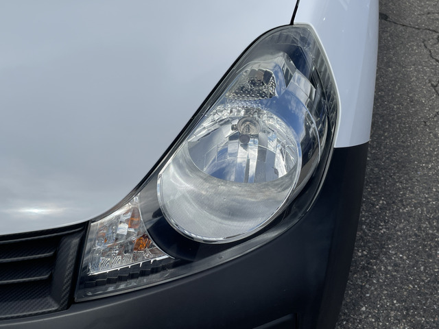 �y�x�����z���i�X�z���Ԃ������������܂��āA���ɗL�������܂��B�݌Ɏԗ��ɂȂ�܂��̂ŁA���񂲓s���̋X�������ɁA���ɗ��ĉ������B���X�\��������ƁA���ē����X���[�Y�ł��B