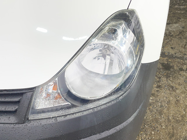 �y�x�����z���i�X�z���Ԃ������������܂��āA���ɗL�������܂��B�݌Ɏԗ��ɂȂ�܂��̂ŁA���񂲓s���̋X�������ɁA���ɗ��ĉ������B���X�\��������ƁA���ē����X���[�Y�ł��B