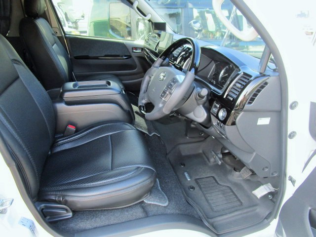 ★ナビ・フリップモニター等取扱説明書ございます。