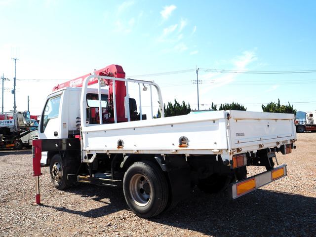 タイタンクレーン